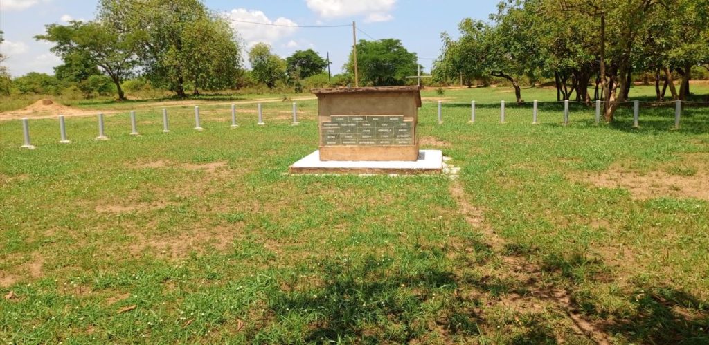 The geographical center of Uganda in Amolatar